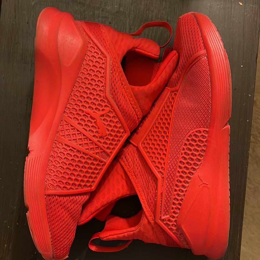 Puma Fenty by Rihanna size 8 womens
